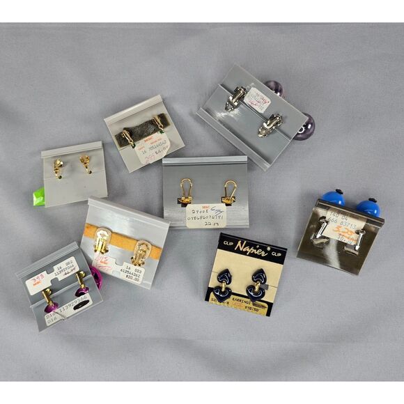 Lot of 8 Clip-on 80s 90s Earrings Carol Duaplaise Liz Claiborne Napier Marvella - Picture 2 of 8